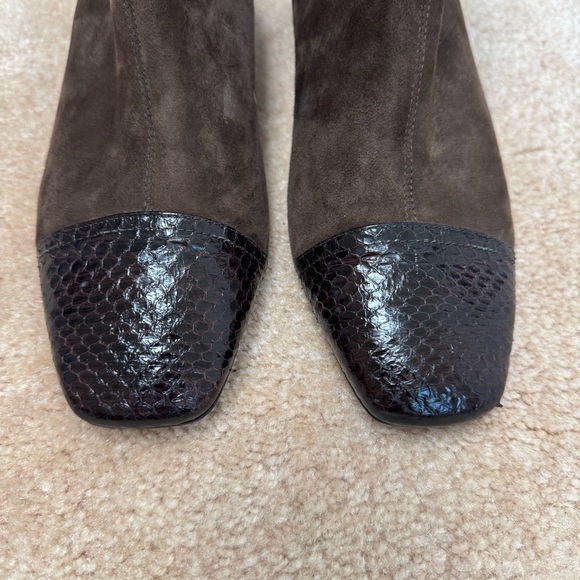 Vaneli Brown Suede Ankle Boots Real Python Trim Lace Back Zip Sz 10 M - Picture 3 of 12